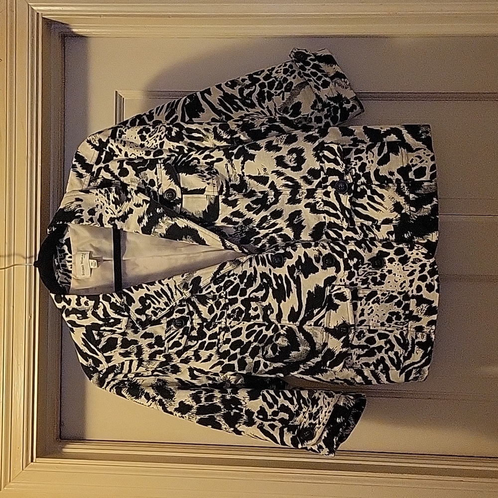 Animal print 3/4 sleeve jacket
